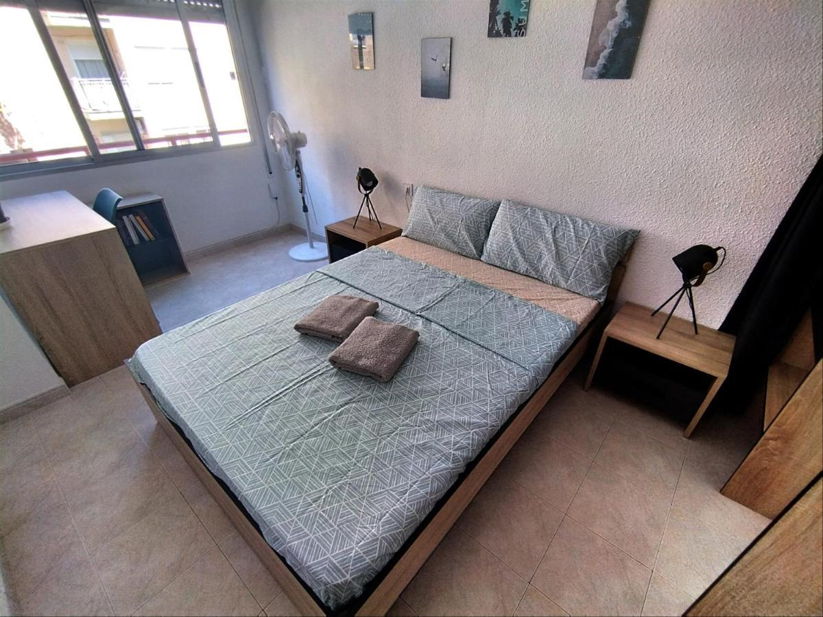 Guesthouse Shared With Host Alicante Exterior photo