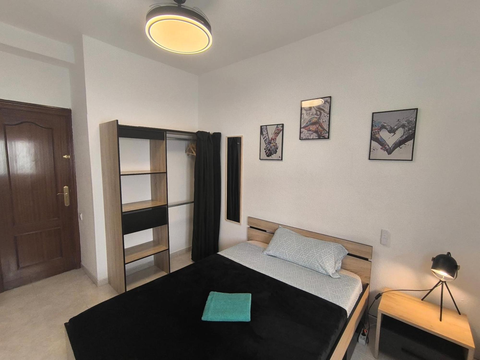 Guesthouse Shared With Host Alicante Exterior photo